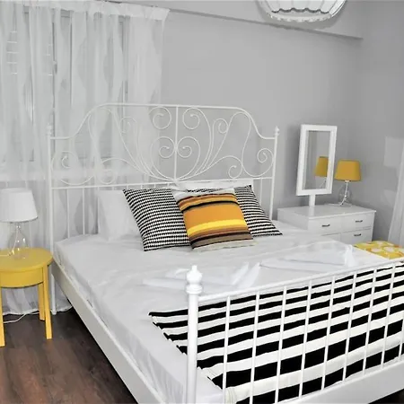 Liliana Sea View Larnaca