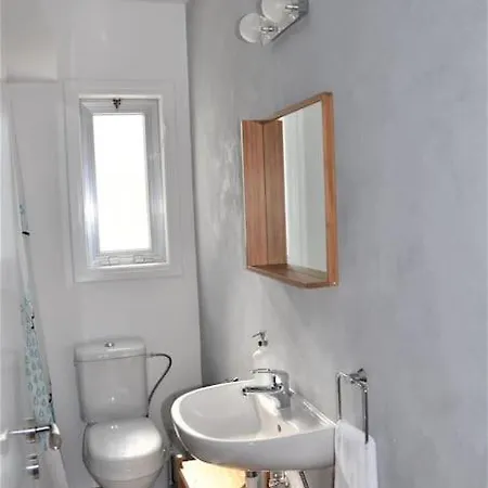 Liliana Sea View * Λάρνακα